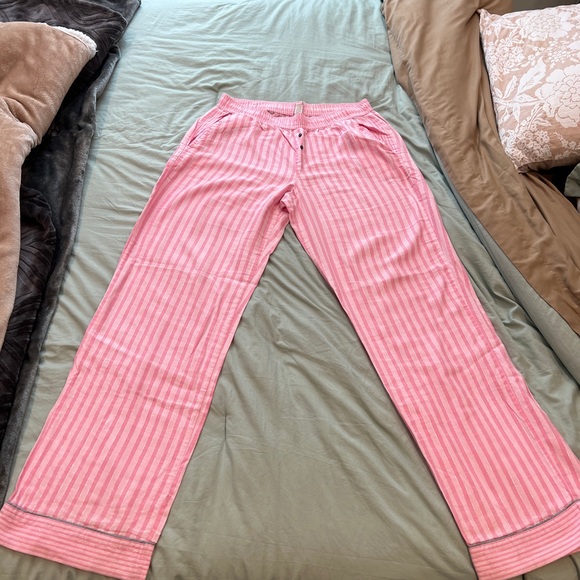 Victoria Secret Pajama set - Picture 3 of 5